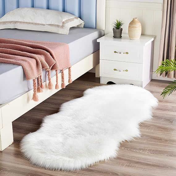 White Faux Sheepskin Rug 60 x 180 cm | Washable Shaggy Rug